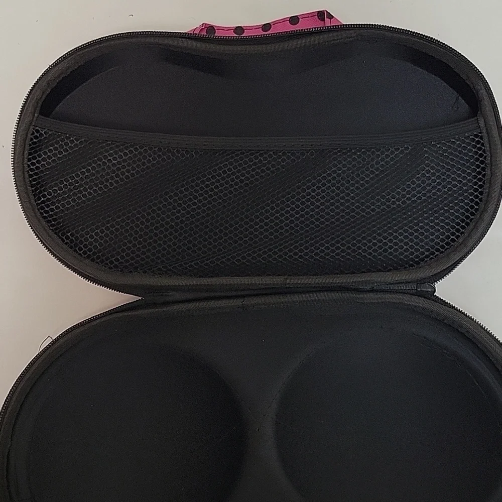 NWOT pink and black bra/swimsuit case